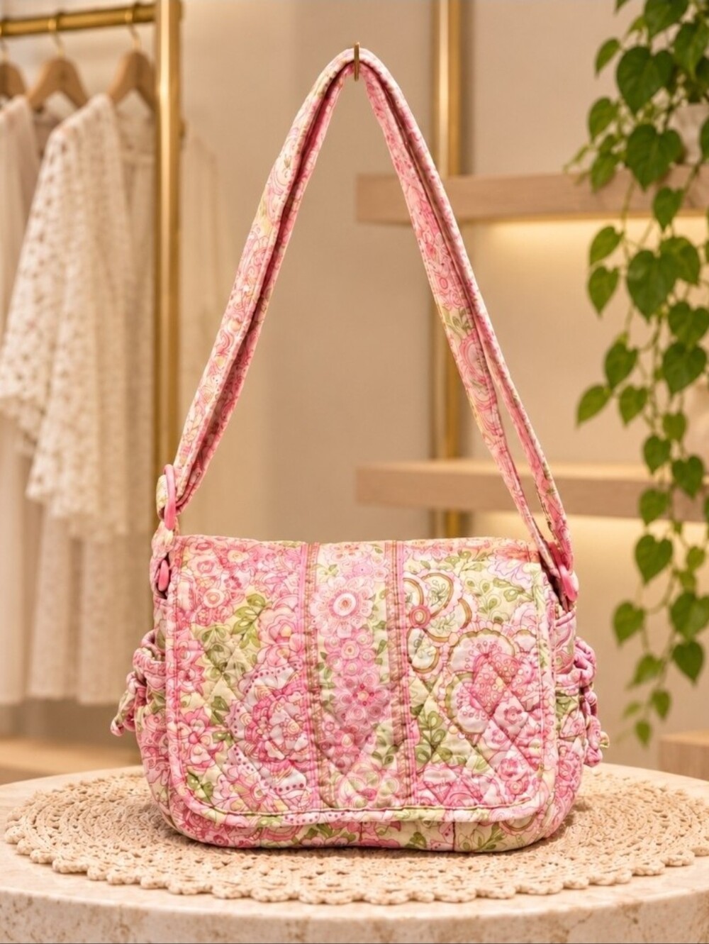Vera Bradley Petal Pink Lindsay Messenger Bag – Retired Floral Print